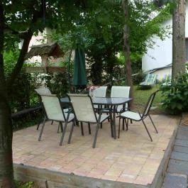 Liget Szálláshely Berettyóújfalu - Medence/kert