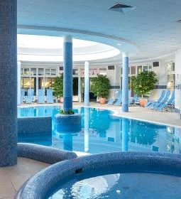 Puchner Kastélyszálló