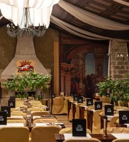 Puchner Kastélyszálló