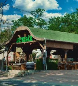 Hintóvölgye Retro Terasz & Borétterem