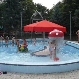 Apartman Ildikó Vendégház Bogács - Medence/kert