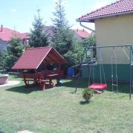 Gréti Apartman Bogács - Medence/kert