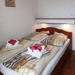 Margaréta Apartmanház Bogács - Szobák