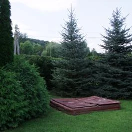 Rajna Apartman Bogács - Medence/kert