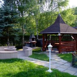 Rajna Apartman Bogács - Medence/kert