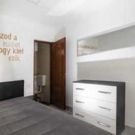Róma Apartmanház Bogács - Szobák
