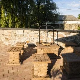 Toszkána Apartmanház Bogács - Medence/kert