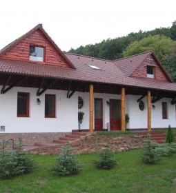 Zöldvár Villa Apartmanok