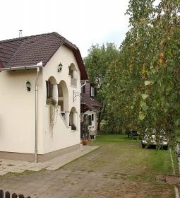 Zöldvár Villa Apartmanok