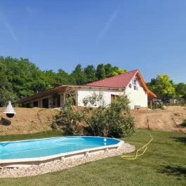 Somogy Kertje Üdülőfalu és Étterem Bonnya - Medence/kert