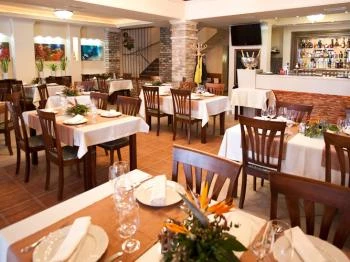 Budai Gesztenyés Étterem és Kávézó Budakeszi