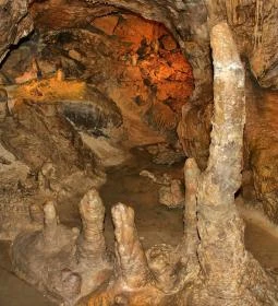 Barlangtúrák Budapest alatt