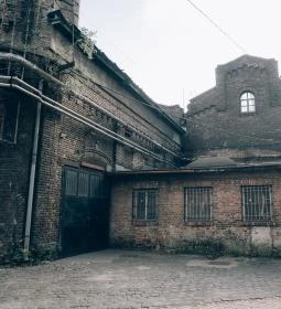 Bunkertúra a Csepel Művekben