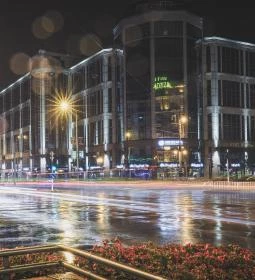 Bűnös város városnéző séta