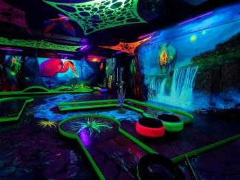 INDOOR MiniGolf Budapest