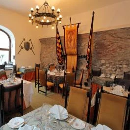 Alabárdos Étterem Budapest - Egyéb