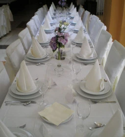 Alfa Art Hotel Étterme