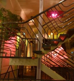 Apacuka Étterem Kávéház Varieté