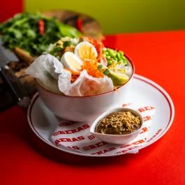 Beras Budapest - Étel/ital