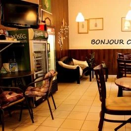 Bonjour Cafe Budapest - Egyéb