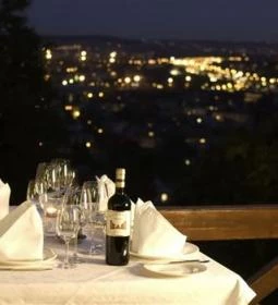 Búsuló Juhász Étterem