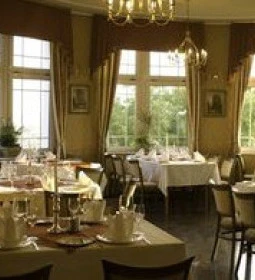 Búsuló Juhász Étterem