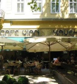 Café Vian - Liszt Ferenc tér