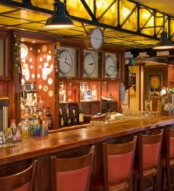 Clock Pub & Restaurant