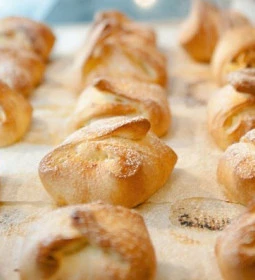 Cserpes Tejivó - Corvin köz