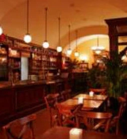 Első Pesti Rétesház Étterem