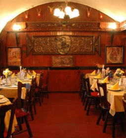 Fekete Holló Étterem