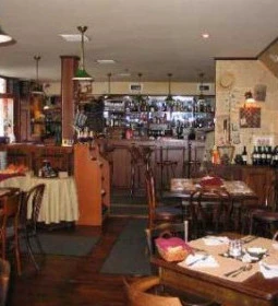 Firkász Cafe & Restaurant