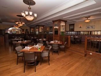 Gellért Söröző & Brasserie Budapest