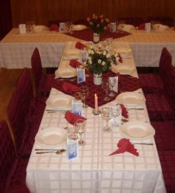 Hanna Kóser Étterem