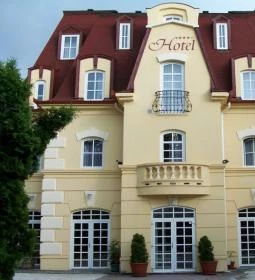 Hotel Walzer Étterme