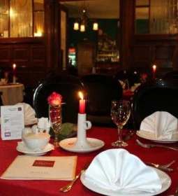 Külvárosi Kávéház & Étterem