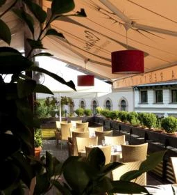 Manna Lounge & Étterem