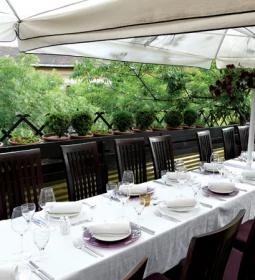 Manna Lounge & Étterem