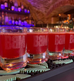 Másik Szoba kávézó és bár