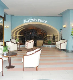 Mátyás Pince Étterem