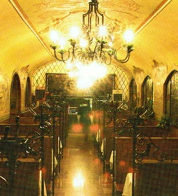 Mátyás Pince Étterem