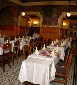 Mátyás Pince Étterem