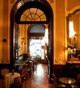 Művész Kávéház & Cukrászda