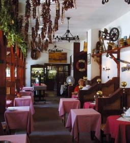 Öreghalász Étterem