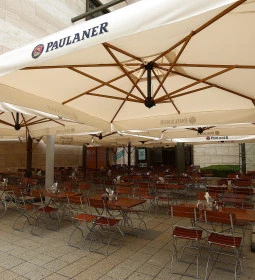 Paulaner Sörház - MOM Park