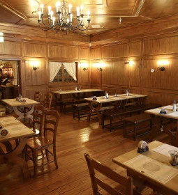 Paulaner Sörház - MOM Park