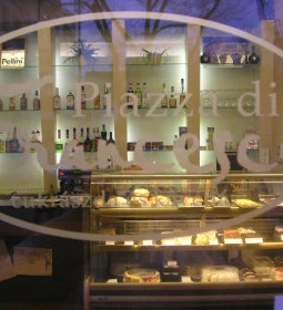 Piazza di Francesco Kávéház-Cukrászda
