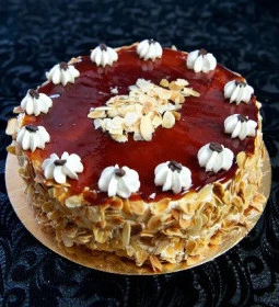 Piazza di Francesco Kávéház-Cukrászda