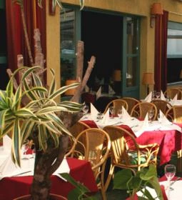 Remíz Kávéház & Söröző