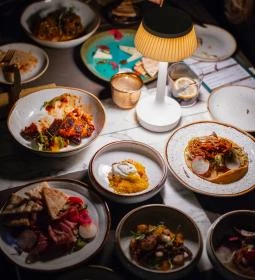 Sfinx Gin & Wine Bar